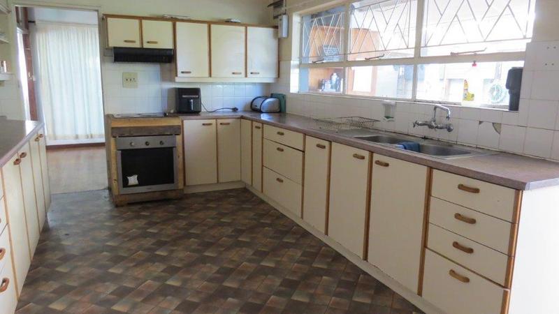 4 Bedroom Property for Sale in Oostersee Western Cape